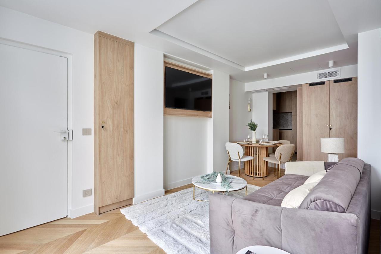 Apartment Centre De Paris By Studio Prestige Екстер'єр фото